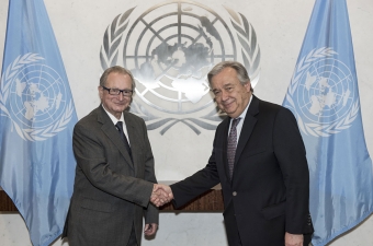 Secretary-General António Guterres (right) meets Judge Carmel Agius, President of the International Criminal Tribunal for the former Yugoslavia.
